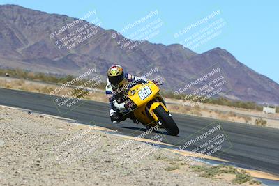 media/Mar-12-2022-SoCal Trackdays (Sat) [[152081554b]]/Turn 14 Inside (155pm)/